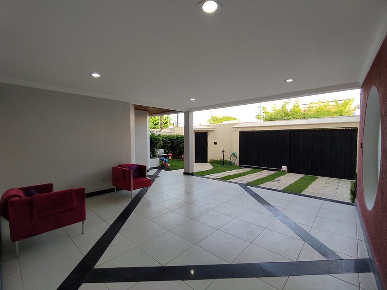 Sobrado Sofisticado com 5 Suítes na Praia da Coroa do Meio -