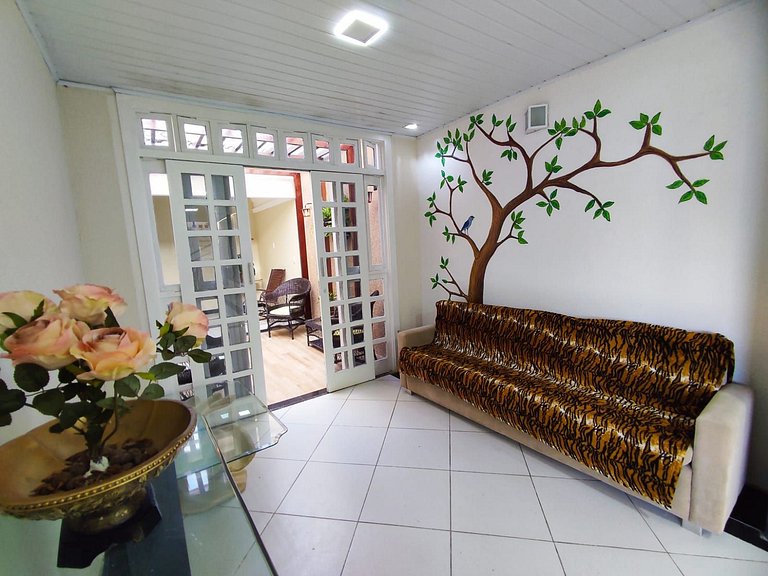 Sobrado Sofisticado com 5 Suítes na Praia da Coroa do Meio -