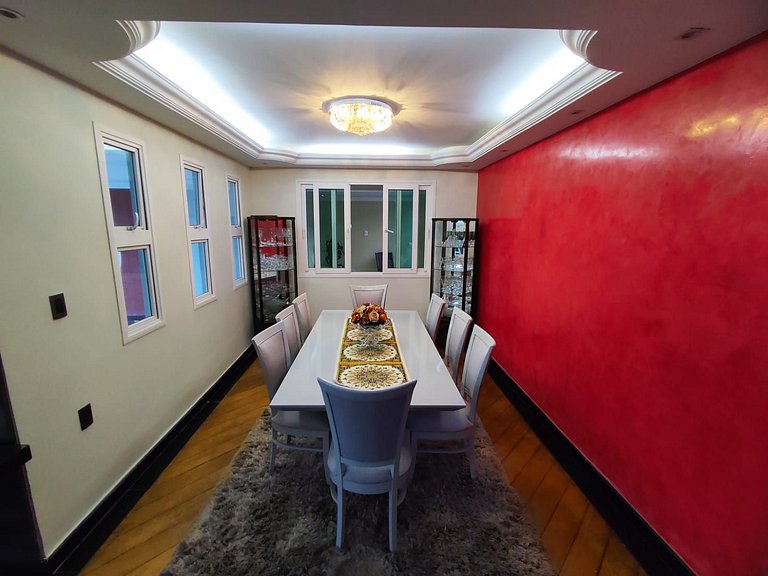 Sobrado Sofisticado com 5 Suítes na Praia da Coroa do Meio -