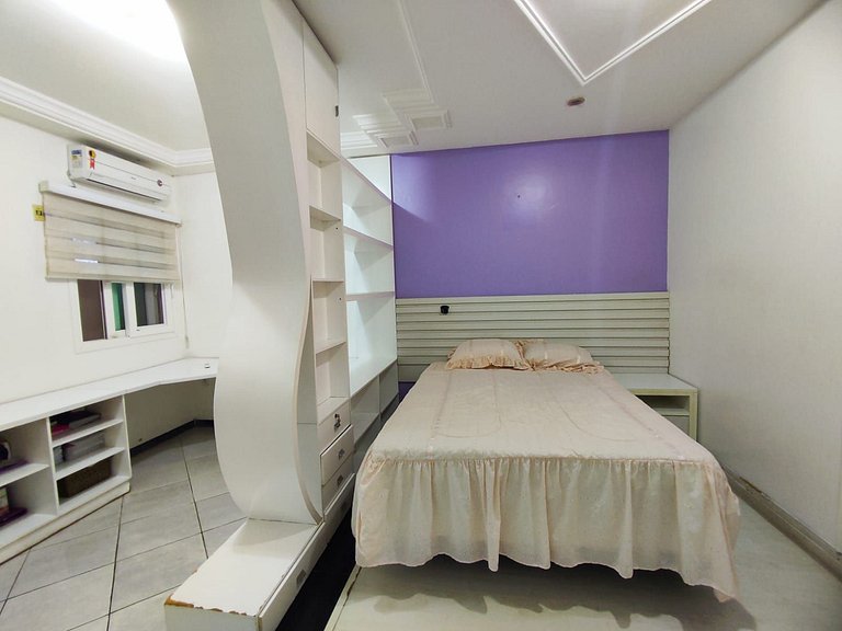 Sobrado Sofisticado com 5 Suítes na Praia da Coroa do Meio -