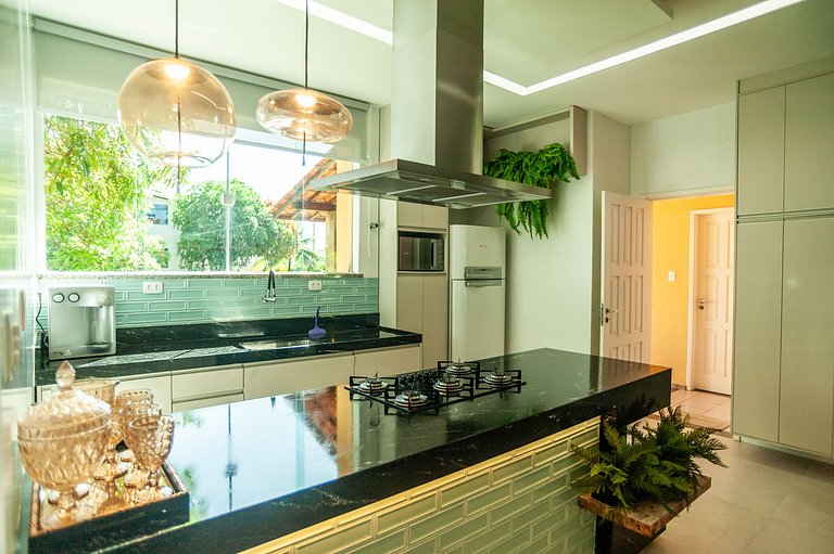 Casa Moderna em Cond. Frente Mar - Aracaju-SE