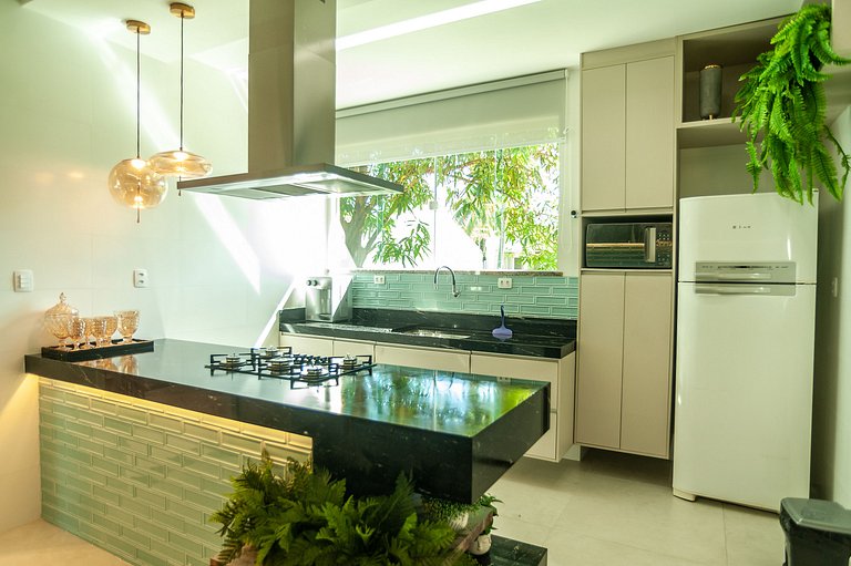 Casa Moderna em Cond. Frente Mar - Aracaju-SE
