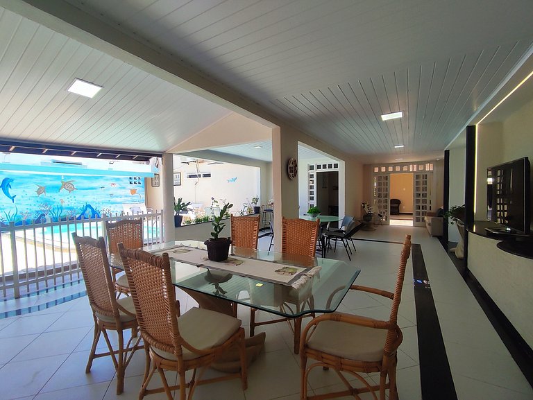 Sobrado Sofisticado com 5 Suítes na Praia da Coroa do Meio -