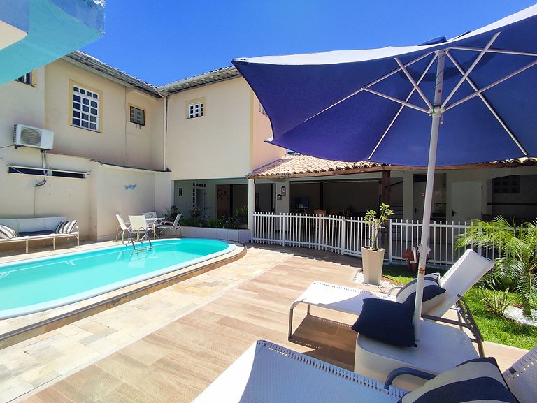 Sobrado Sofisticado com 5 Suítes na Praia da Coroa do Meio -