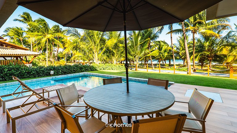 Prime Mansion foot in the sand in Guarajuba/BA