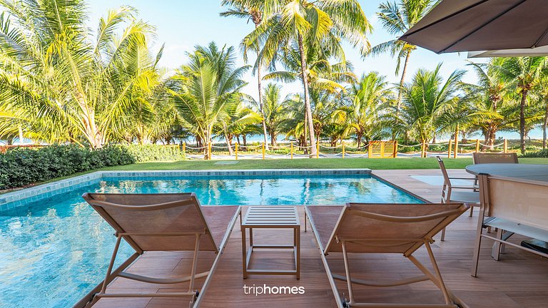 Prime Mansion foot in the sand in Guarajuba/BA