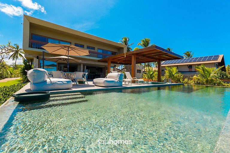 Prime Front-Sea Mansion in the Brazilian Caribbean