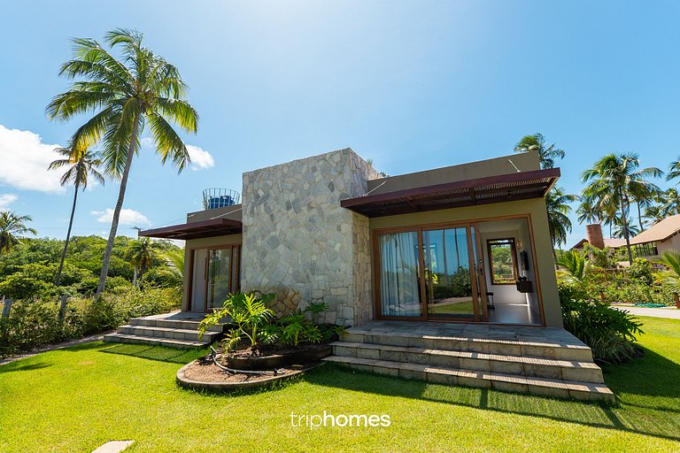 Prime Front-Sea Mansion in the Brazilian Caribbean