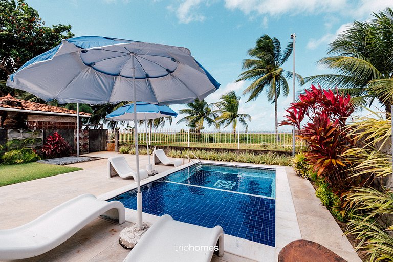 Sophisticated Beachfront House-Brazilian Caribbean