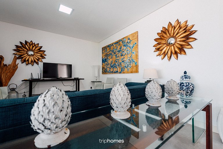 Sophisticated Beachfront House-Brazilian Caribbean