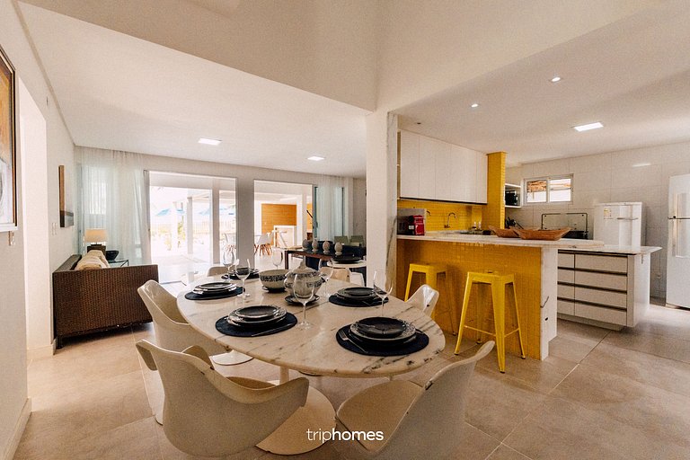 Sophisticated Beachfront House-Brazilian Caribbean