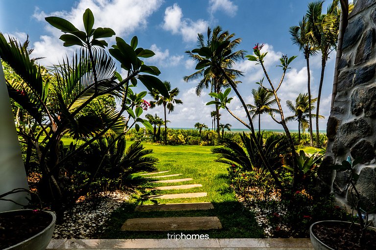 Premium Beachfront Mansion in Ilhéus