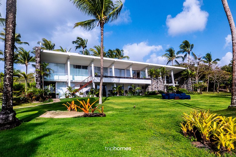 Premium Beachfront Mansion in Ilhéus