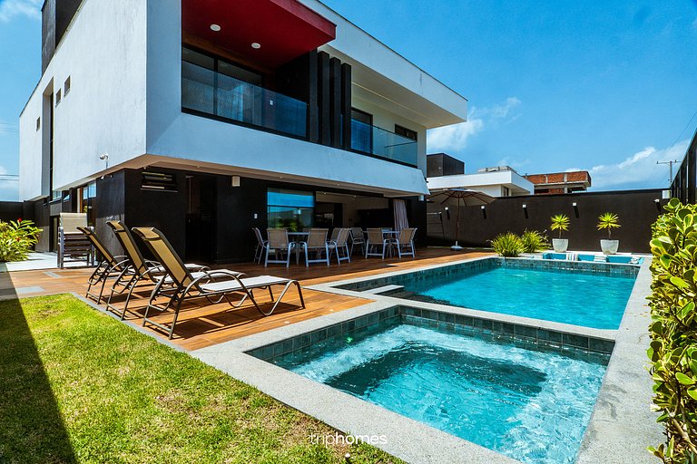 Modern House with Private Pool in Ilhéus/BA