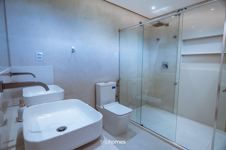 Casa Moderna com Piscina Privativa em Ilhéus/BA